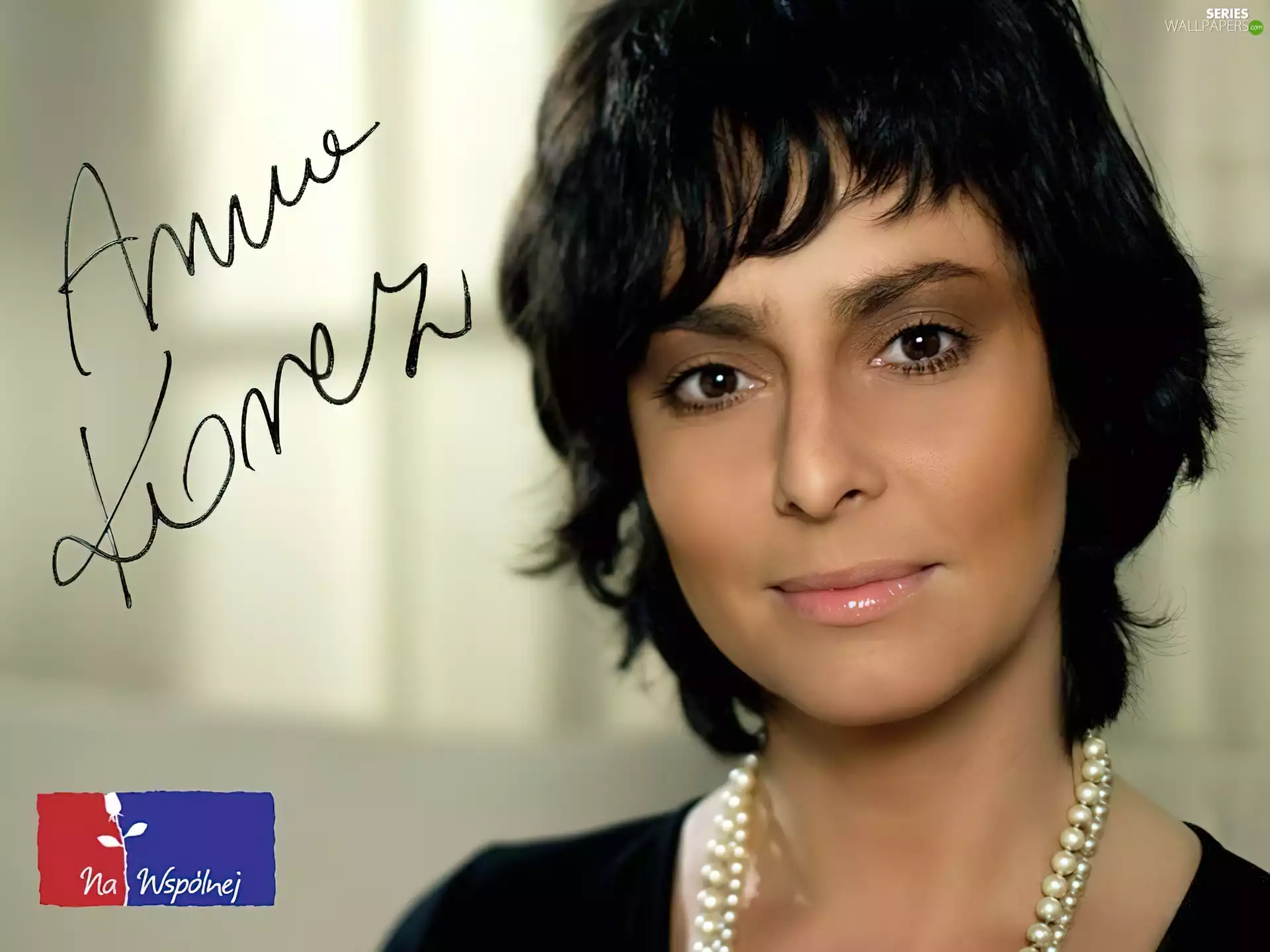 Anna Korcz, The common, autograph, actress