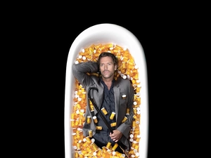 Dr House, chemicals, Hugh Laurie, Bath