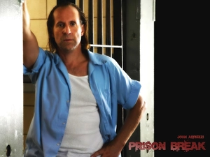 Peter Stormare, Prison Break, shirt, cell, is, Prison Break